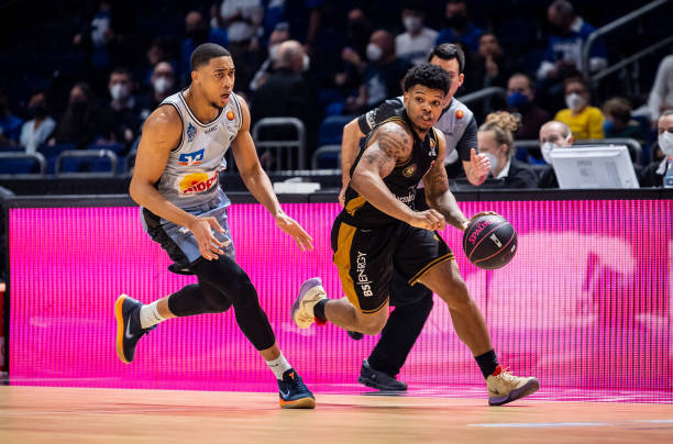 整体实力上 整体实力上