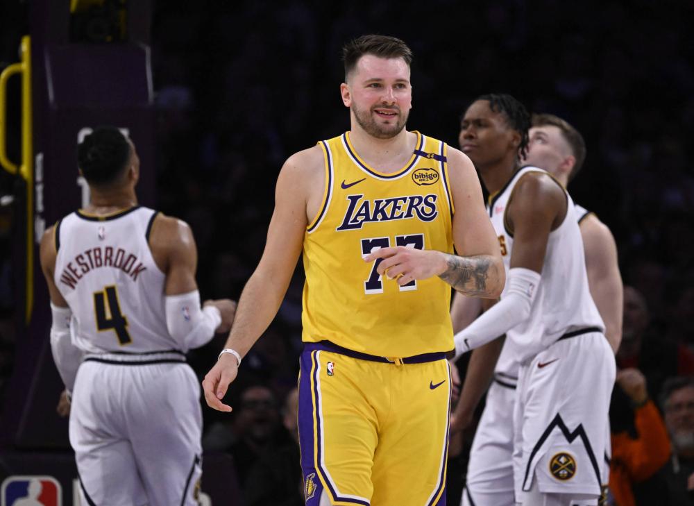 霍勒迪曾半 霍勒迪曾半