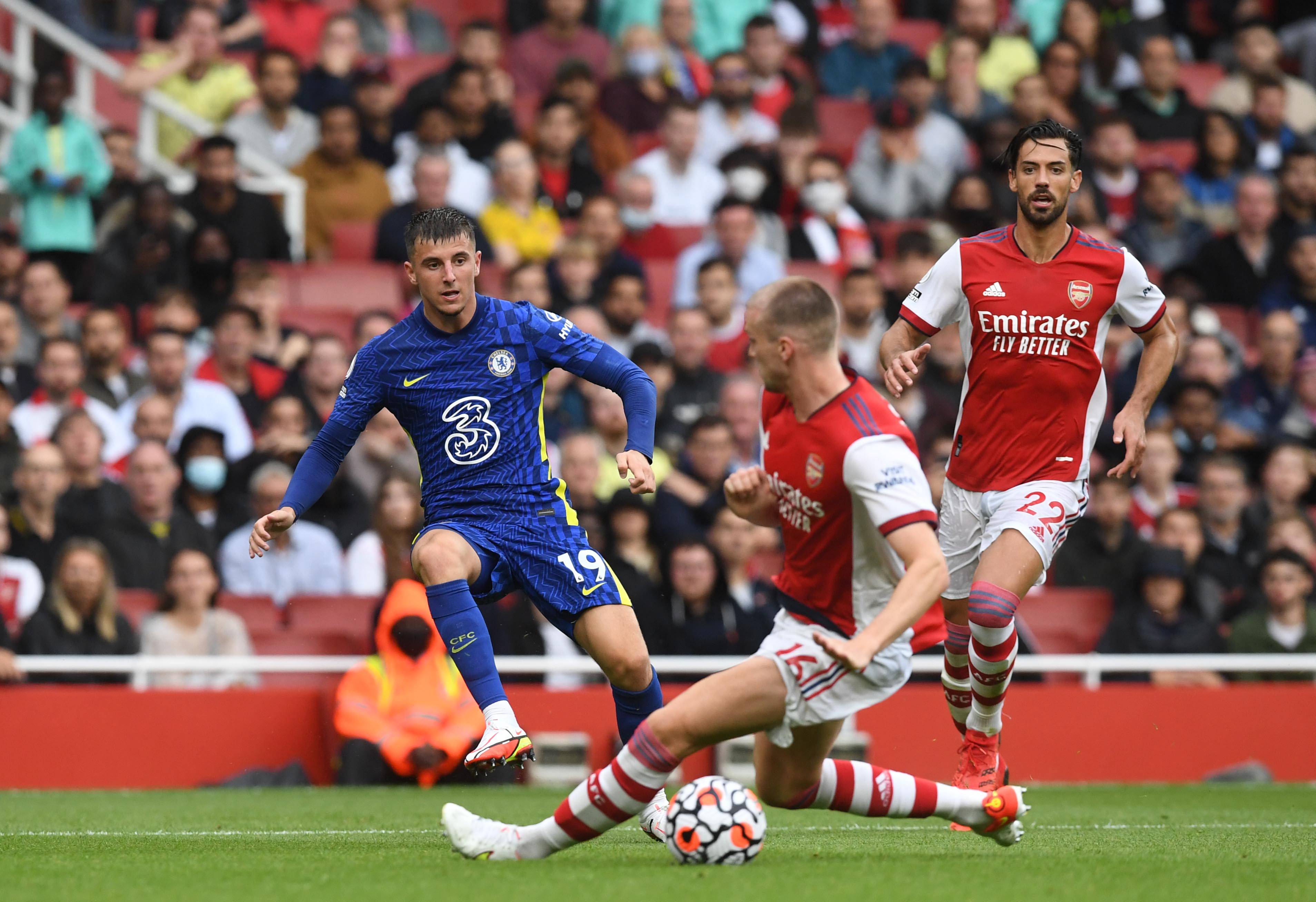 以传控战术 以传控战术